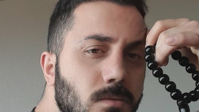 Tesbih kullanan erkekler?