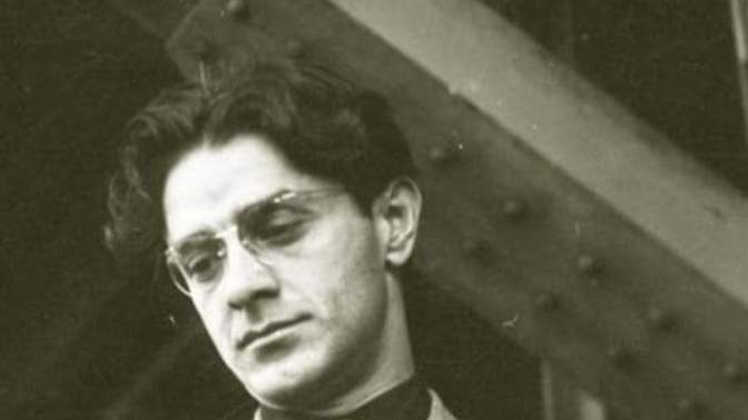 Bugün Atilla İlhan'ın doğum günü. Atilla İlhan'ı sever misiniz?