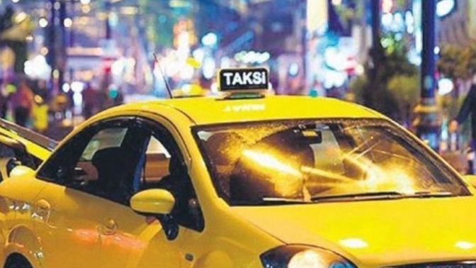 Taksici, kadın müşteriye yumrukla saldırdı! Taksiciler hakkında düşünceleriniz neler?