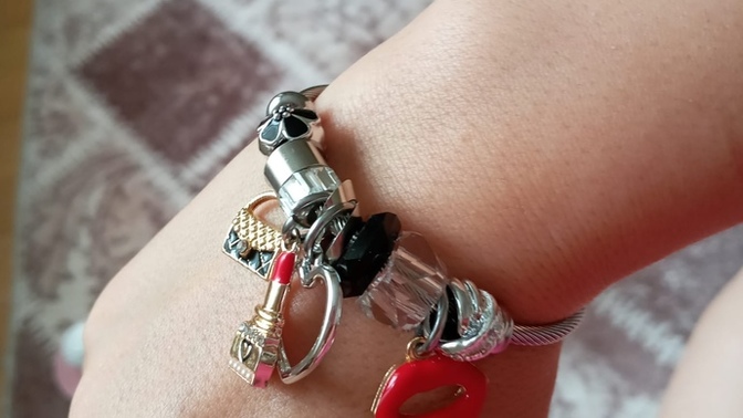 Pandora bileklik kullanıyor musunuz kızlar?