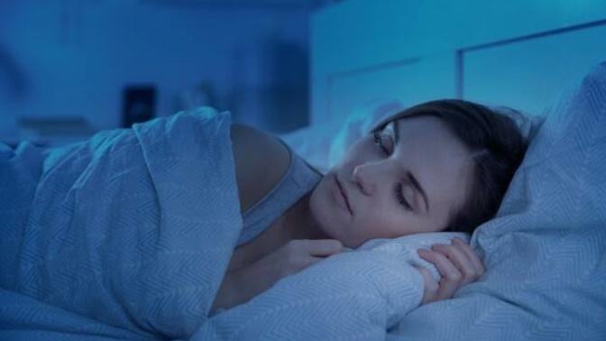 Evde yalnız olup gece korkmadan uyuyabiliyor musunuz?