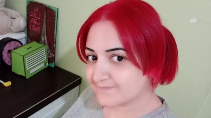 Kızlar, bu renk çok mu kötü olmuş?