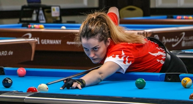 Bilardo oynamayı sever misin?