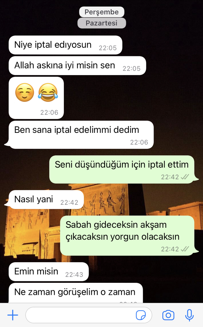 Kızın hoşlanma belirtisi var mı?