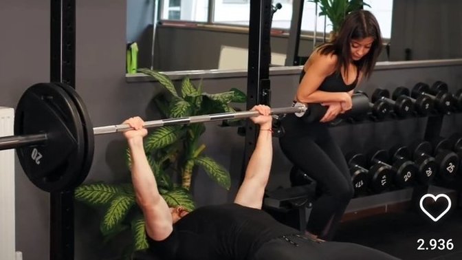 Eşiniz evde spor yaparken, sizi ağırlık olarak kullanmak isterse izin verir misiniz?