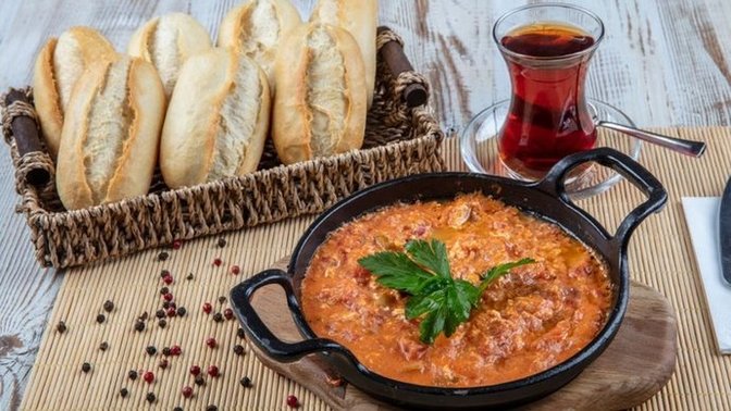 Soğanlı menemen vs. soğansız menemen: Tercihin hangisi?