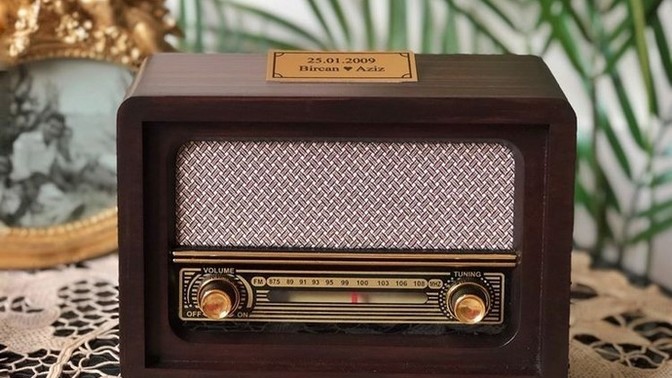 Radyo dinliyor musunuz, dinliyorsanız hangi radyo frekansını dinliyorsunuz?