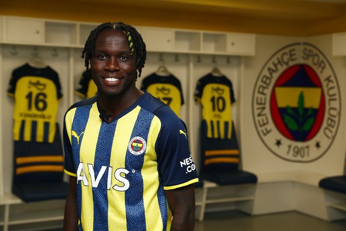 Bruma Fenerbahçede! Sizce bruma sarı lacivertlilerlerde başarılı olabilir mi?