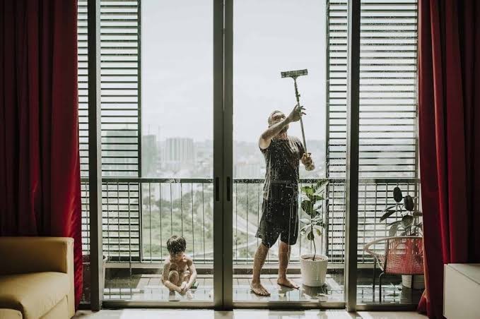 Akşamları balkon temizliği yapılmaz mı?