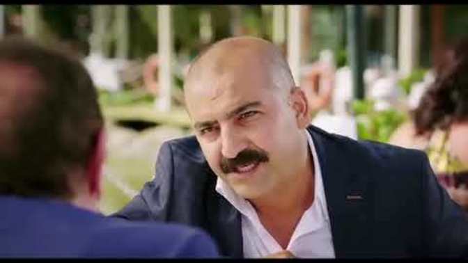 Sizce pilav çatalla mı yenir, kaşıkla mı?