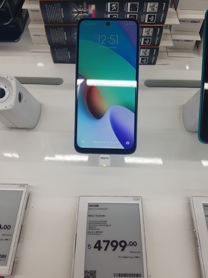 hangi uygun fiyatli telefonu almami onerirsiniz?