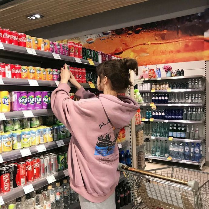Marketten 2 ürün aldım, 100 TL tuttu. Senin sadece 100 liran olsa marketten yiyecek ne alırsın?