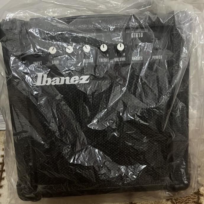 Gitara yeni başlayacağım ilgili olanlar yardımcı olabilir mi?