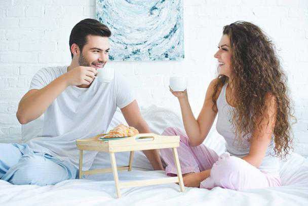 Sevdiğinizle âna ne kadar odaklanmayı başaran bir çiftsiniz?