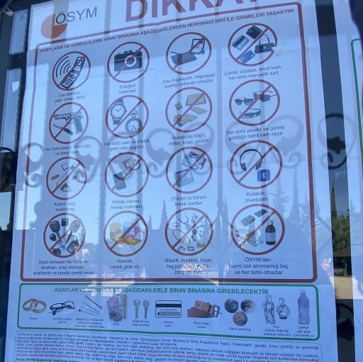Piercing taktı, sınava alınmadı! Sizce sınavda piercing takmak neden yasak?