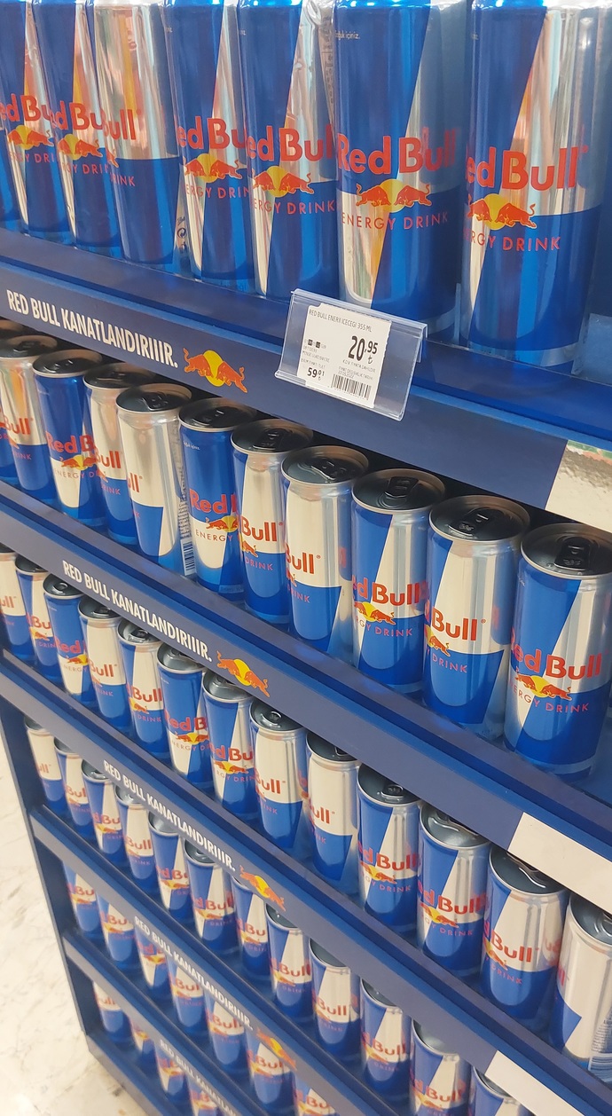 Redbull icer misiniz 🤪?