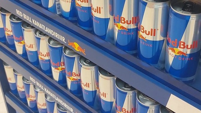Redbull icer misiniz 🤪?