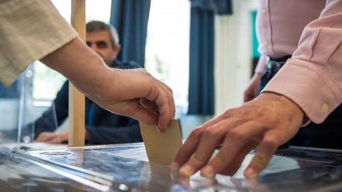 Bugün seçim olsa oyunu kime verirdin?