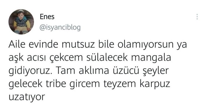 Seçme şansınız olsaydı aile evinde kalmayı mı tercih ederdiniz, tek yaşamayı mı tercih ederdiniz?