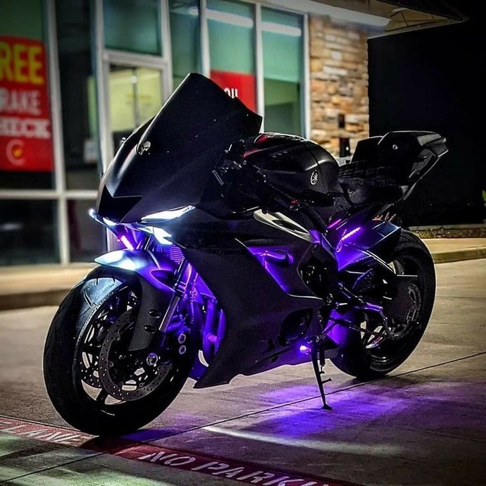 Arabayla gezmeyi mi seversin, motorla gezmeyi mi?