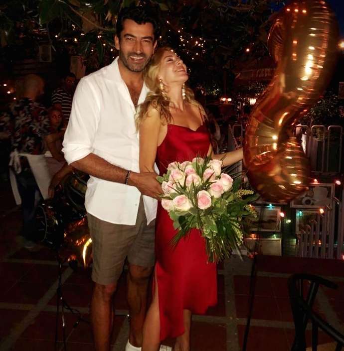 Kenan İmirzalıoğlu 48 - Sinem Kobal 34