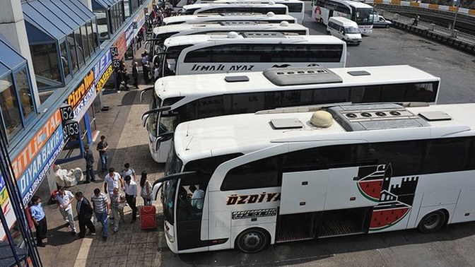Bayram öncesi otobüs firmaları biletlere zam yaptı! Ne düşünüyorsunuz?