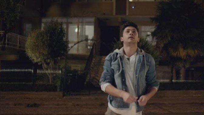 Küs olduğunuz sevgiliniz gecenin bu saatinde kapıya dayansa ne yapardınız?