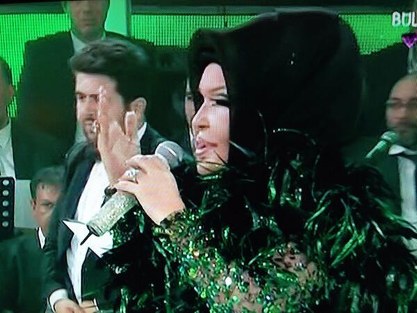 Bülent Ersoy mezar yeri arıyor! Ölmeden önce yatacağınız yer belli olsun ister miydiniz?