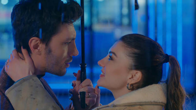 Birine ondan hoşlandığınızı nasıl belli edersiniz💃?