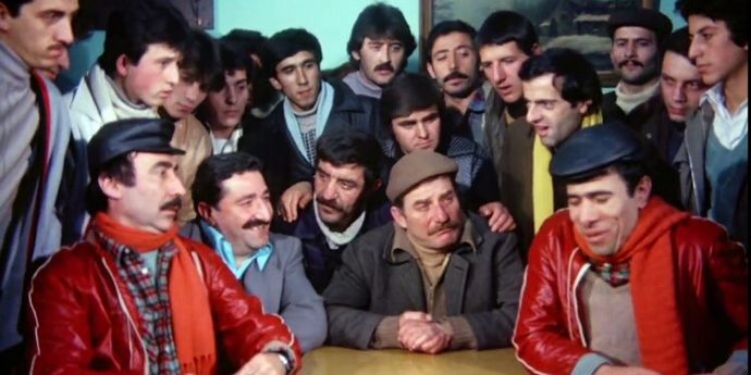 Sevgiliniz/Flörtünüz sizi hayatına aldıktan sonra eski sevgilisiyle tartışmaya girse ne tepki verirsiniz?