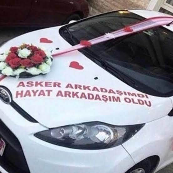 Kocamı arkadaşıyla öpüşürken gördüm, normal mi?