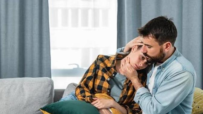Adet döneminde sevgilinizden anlayış bekler misiniz?