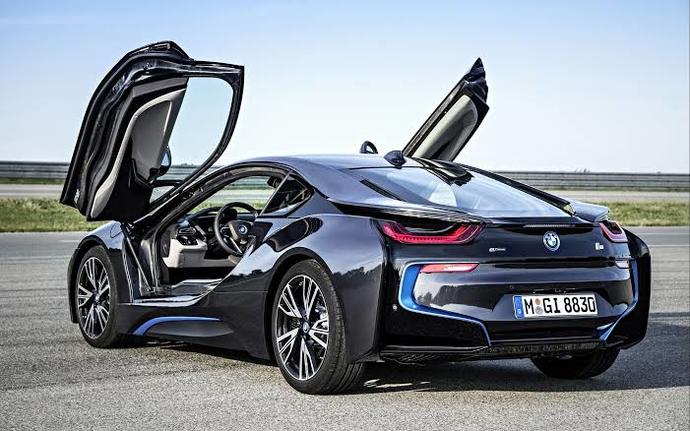 Türkiye şartlarında bu zamanda hibrit otomobiller mi yoksa elektrikli otomobiller mi daha avantajlı? Neden?