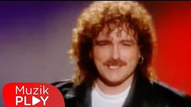 Aklınızda kalan bir tane eğlenceli nostaljik şarkıyı söyler misiniz?