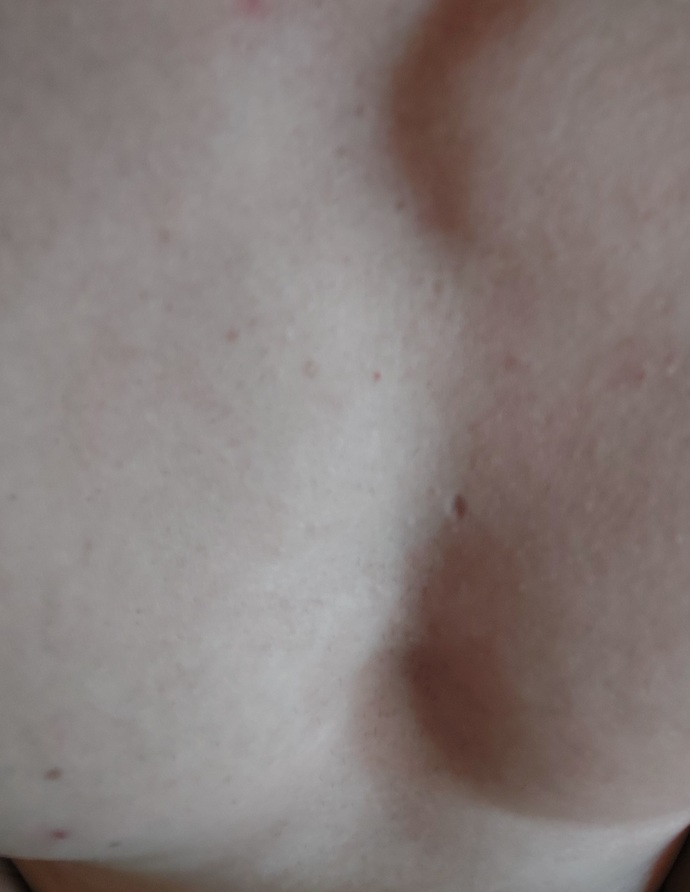 Karşı cinse nude atmak saçma değil mi sizce?