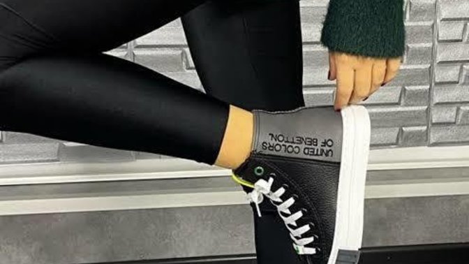 Spor ayakkabı mı yoksa klasik model ayakkabı mı giyersin?