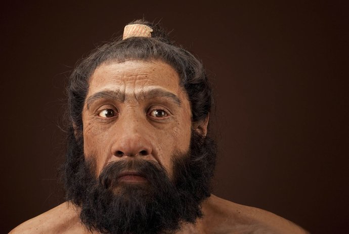 Neden bazı insan kızları homo neanderthalensis erkeklerini seviyorlar?
