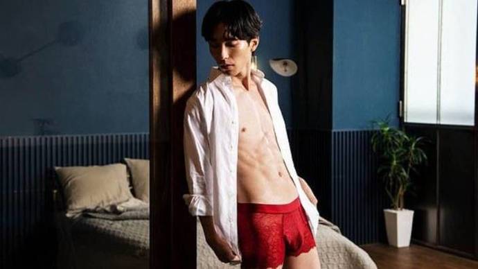 Yeni moda dantelli erkek boxerlarını nasıl buldunuz?
