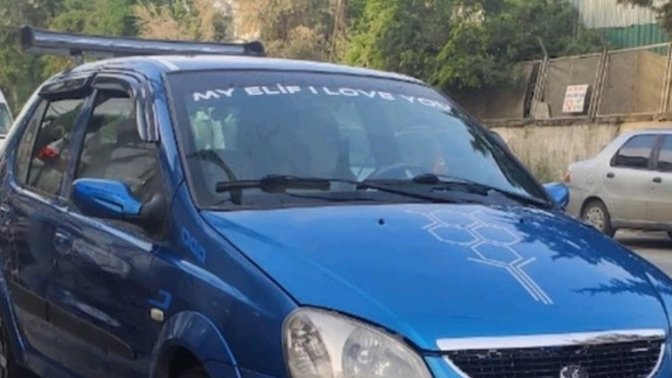 Arabasının arkasına adımı yazdıramazmış. Kısmeti kapanır diye mi korkuyor sizce?