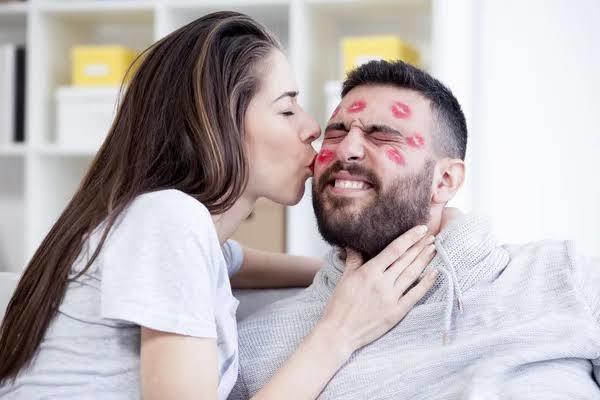 Öpmeye başladığında seni durdurmak mümkün mü?