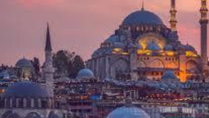 İstanbul'a geliyorum, öneriniz var mı şuraya git şunu ye dediğiniz?