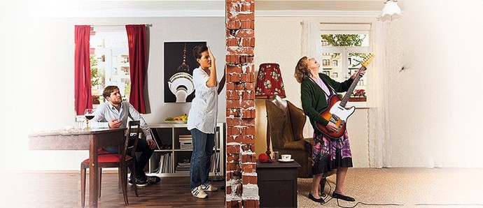 Komşunun yüksek sesle müzik dinlemesinden rahatsız mı olursun yoksa ona eşlik mi edersin?