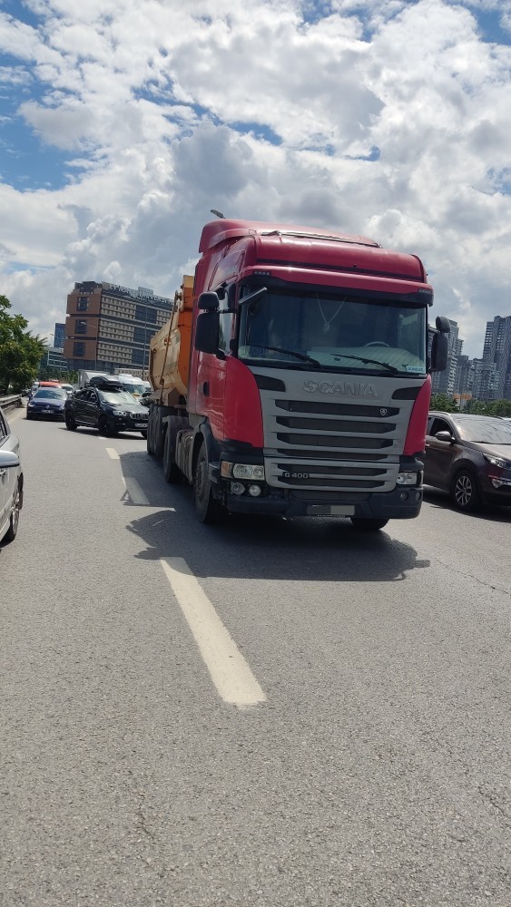 Trafik kazası yaptım karşı taraf suçlu olduğu halde suçu bana atmak istiyor?