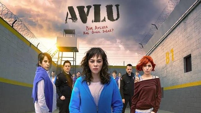 Avlu dizisini izledinizmi ?