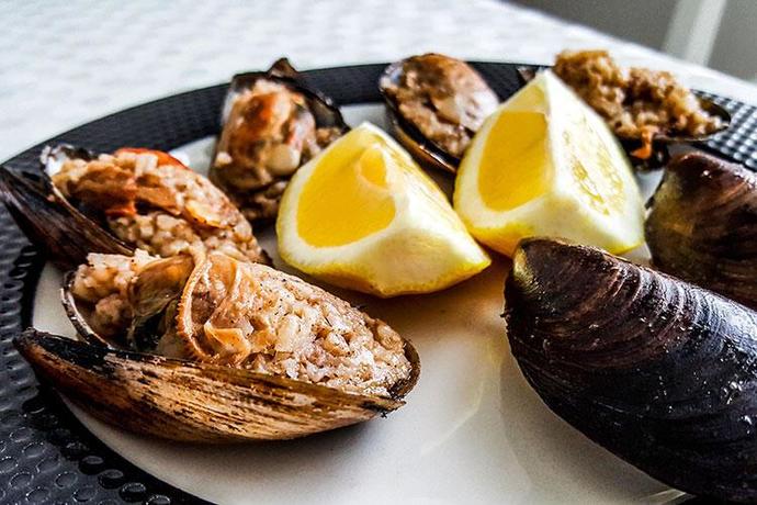 Bir oturuşta kaç midye yiyebilirsiniz?