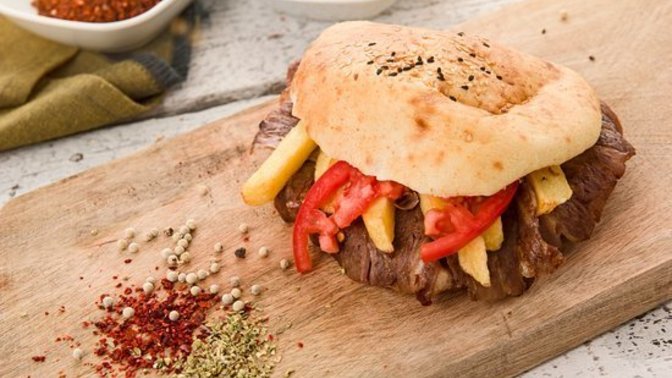 Döner en güzel nasıl yenir?