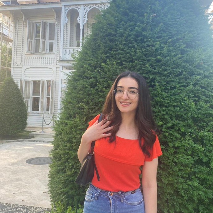 Ben nasılım sizce? Kombinim nasıl? 10 üzerinden değerlendirir misiniz?