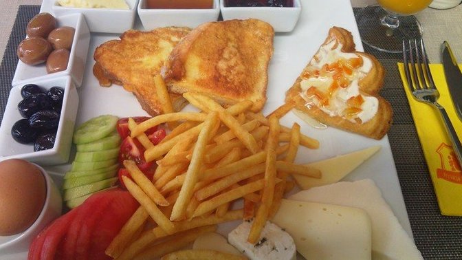 Pazar kahvaltısında senin için sofrada mutlaka ne olmalı?
