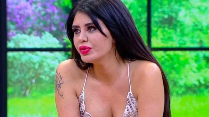 Ebru Polat, bir börek ve bir ayranın fiyatını görünce "Yok artık!" dedi. Sizce, vatandaşa dışarıda yemek hayal mi oldu?
