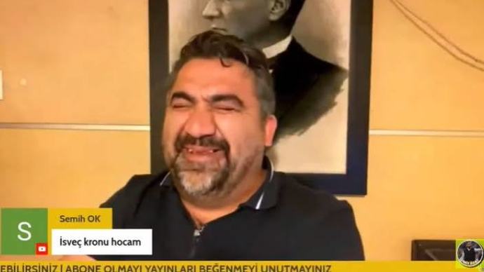 Ümit Özat, kendi YouTube kanalından yaptığı yayında konuğunun yere düşmesi sonrası gülme krizine girdi. Siz düşene güler misiniz?